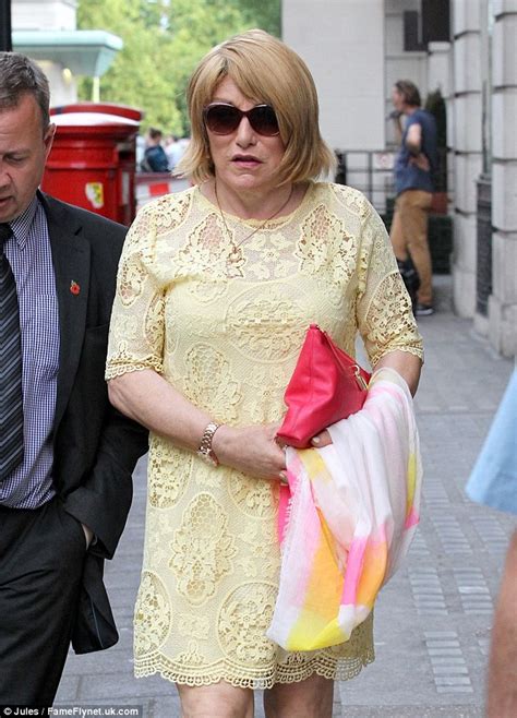 Kellie Maloney Has Dinner Date With Sex And The City Actor Lincoln