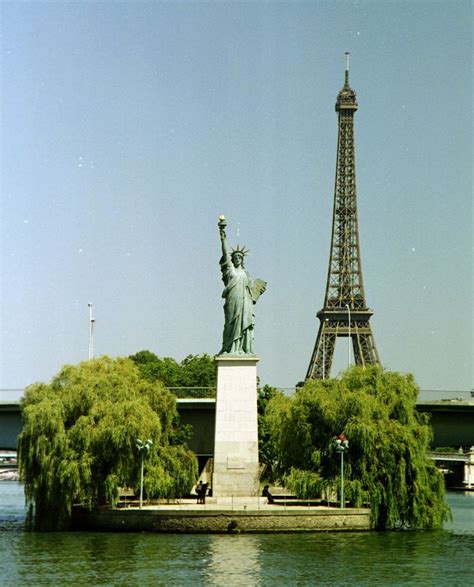 La Statue de la Liberté est aussi à Paris la parisienne