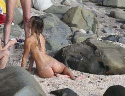 NUDITY Alexis Ren Topless On The Beach In St Barts 12 30 20 Lq