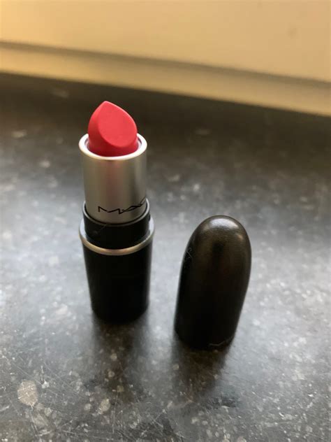 MAC Retro Matte Lipstick Relentlessly Red new ᐈ Köp på Tradera