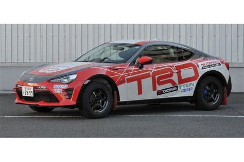 Tokyo Auto Salon Toyota Shows Off Trdd C Hr 86 Coupe And Hilux