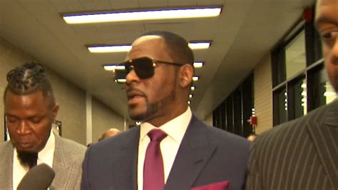 R Kelly Will Request Permission To Travel To Dubai Via Private Jet For