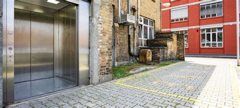 Sanitärcontainer, bürocontainer und lagercontainer sind in folgenden größen verfügbar: Flexible Lagerbox ab 1 m² in Mannheim-Waldhof mieten