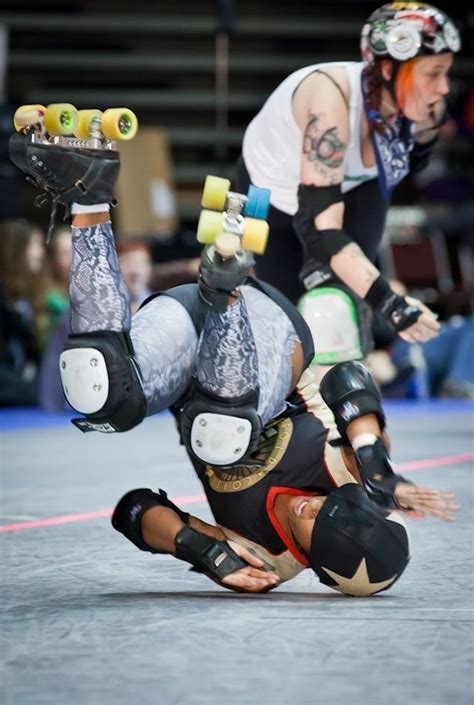 Pin By 𝐈𝐆𝐍𝐎𝐓𝐔𝐌 𝐇𝐎𝐌𝐈𝐍𝐄𝐌 On Roller Derby Shots In 2020 Roller Derby