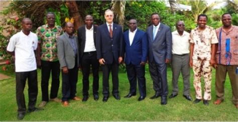 The university université de lomé at the address: Togo: Don de l'Allemagne pour la mise en place d'un département d'immunologie à l'Université de ...