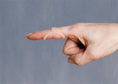 Oval 8 Finger Splint Size 2