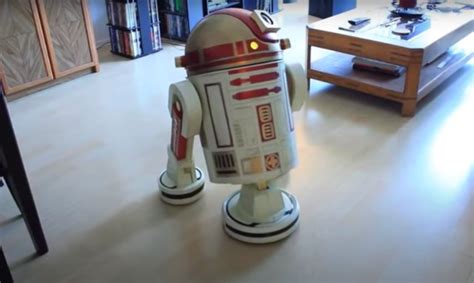 This R2 D2 Vacuum Is The Nerdiest Way To Clean Hunker