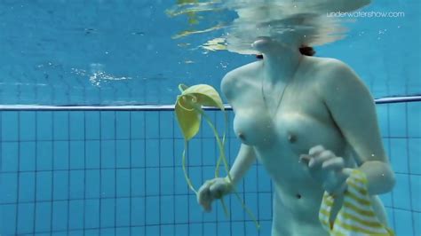 Lada Poleshuk Underwater Show Big Tits Short Hair