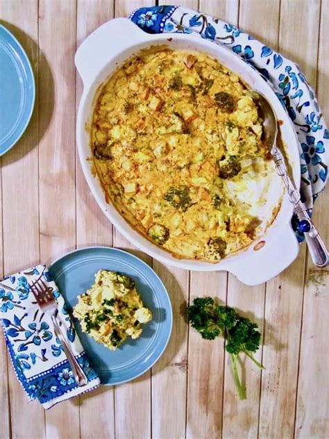 Rinse broccoli and cauliflower, divide into florets and blanch in boiling salted water for about 4 minutes, drain and rinse in cold water, drain again. Cauliflower, Broccoli & Sweet Potato Turmeric Casserole ...