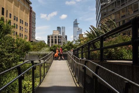 New York Citys High Line Park To Expand To Moynihan Train Hall Wsj