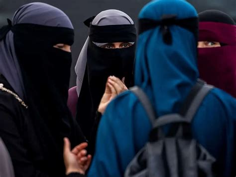 Egypt Bans Female Students From Wearing Niqab In Schools