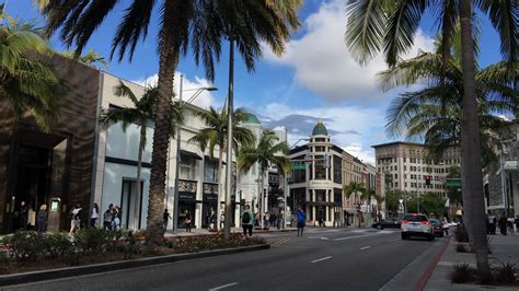 Beverly hills iconic wallpaper inspired by the beverly hills lifestyle. 21 Beverly Hills Wallpapers - WallpaperBoat