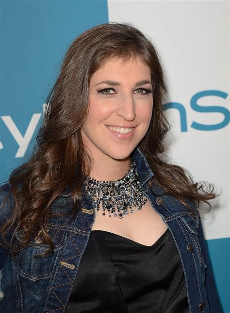 Even mayim bialik, who people are absolutely loving it sounds like, is someone that people think can fully replace trebek, though she is pleasing the audience quite a bit with her presence and her. Picture of Mayim Bialik
