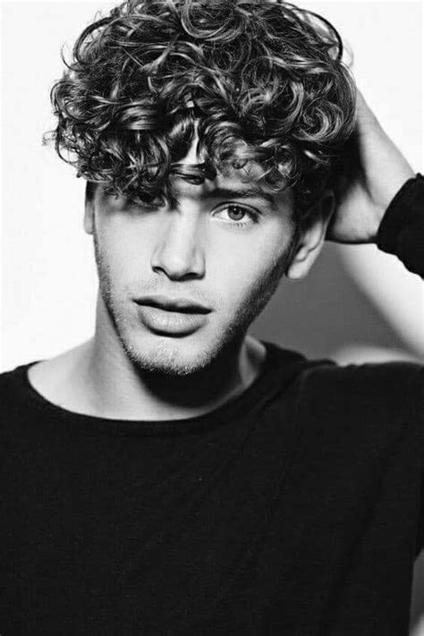 Pin By Gaeng On Faces Curly Hair Men Men Haircut Curly Hair Curly