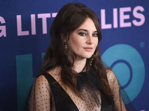 Shailene Woodley Suggests Sex Scenes Where Women Wear Bras Are Unrealistic I Don T Think I