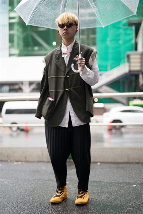tokyo s amazon fashion week proves why japanese street style is ahead of the game