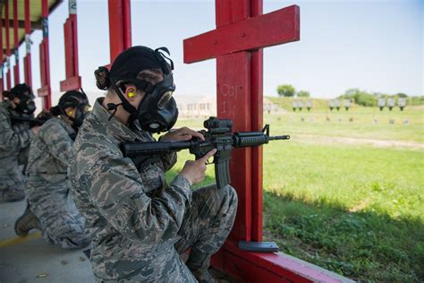 Dvids Images First Bmt Trainees Experience M 4 Training And