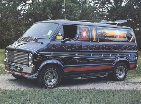 Market Finds So You Want A Vintage Van Petrolicious