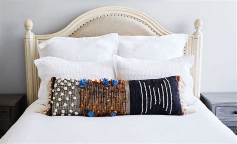 How To Style A Bed With Pillows Unugtp News