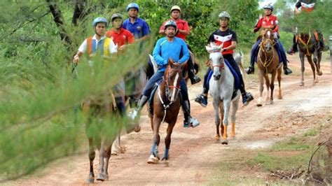 Politeknik sultan mizan zainal abidin. Sultan Mizan Zainal Abidin leads Malaysia's endurance team