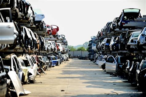 The Benefits Of Using A Salvage Yard