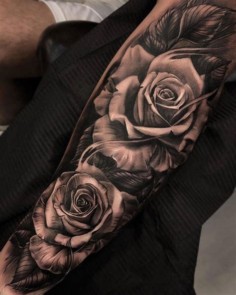 Roses Done By Artist Pxabodyart Inksav Tatouage Rose Tatouage Rose
