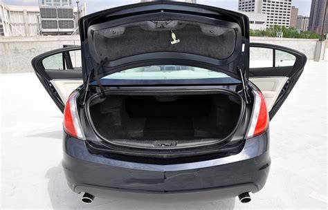 Review: 2009 Lincoln MKS with Microsoft SYNC — PaulStamatiou.com