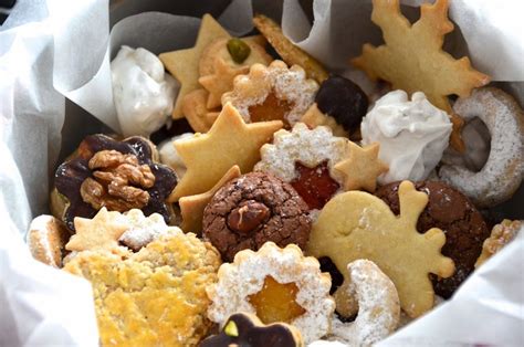 It is one the many cookies from her austrian potato hash. traditional austrian christmas cookies | Christmas biscuits, Austrian recipes, Xmas cookies