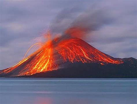 Check Out Everything There Is To Know About The Stromboli Volcano Storyv Travel And Lifestyle