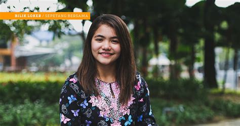 Dhabitah was born in kuala lumpur, malaysia to sabri hashim and fazidah jaafar. Malaysian Sports' Loose Cannon: Bitah, baju kurung, abah ...