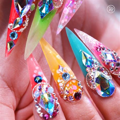 Cardi b with her nail artist, jenny bui (photo: Refinery29 - Beauty With Mi: I Got 2-Inch Cardi B Nails ...