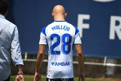 Fotos De La Presentación De Víctor Mollejo Nuevo Jugador Del Real