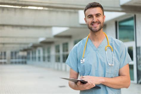 8 Great Advantages Of Becoming A Male Nurse Practitioner World