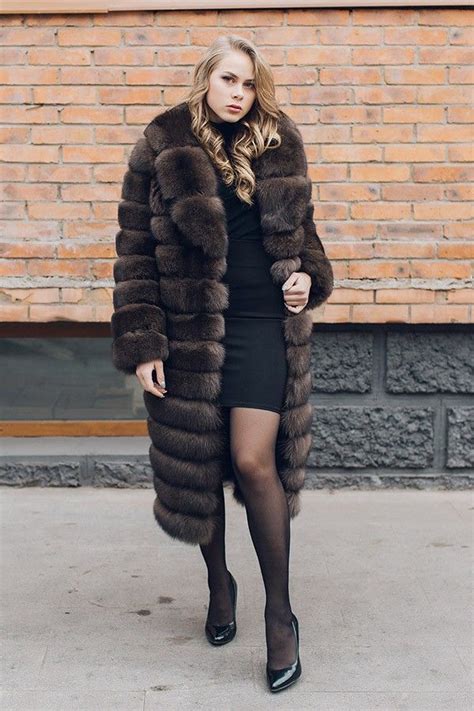 Pin By Arrogant Rich Shopping Goddess On On Your Knees Peasant Fox Fur Coat Fur Fashion Mink