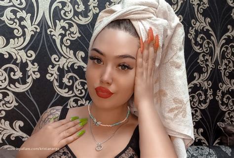 Does Red Lipstick Suit Me💄 Princess Kristi Official Photos