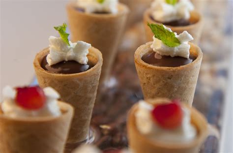 Serve something like the vanilla bean. Culinerdy: Mini Dessert Cones