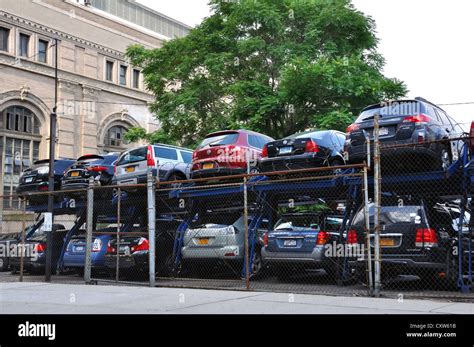 Double Decker Parking In New York City Usa Stock Photo Alamy