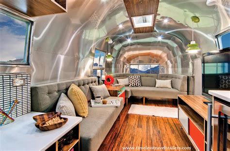 47 Simple Interesting Airstream Interior Design Ideas