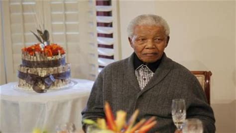 Safricas Mandela Responding Positively To Treatment World News Firstpost