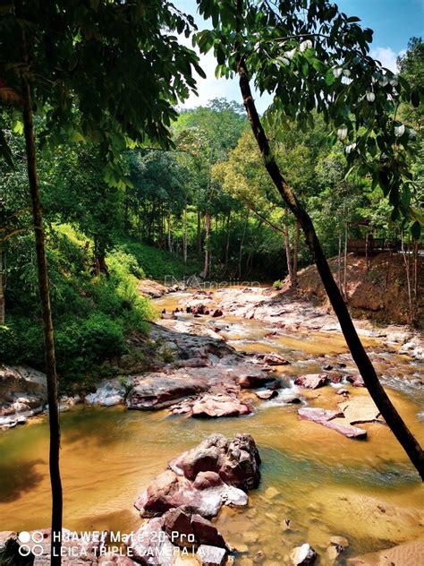 Lubuk Timah Hot Spring Deafening Bloggers Pictures