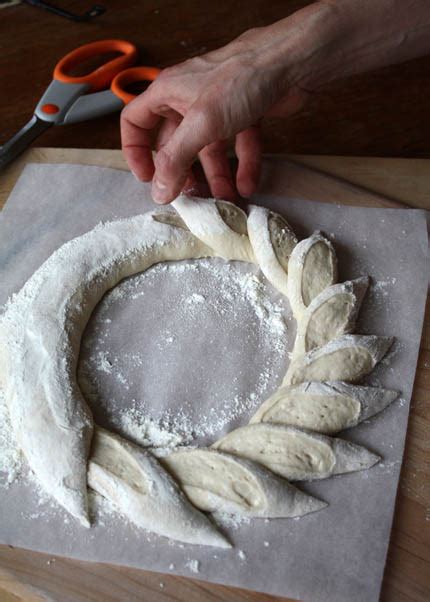 The perfect centrepiece for a christmas brunch. Top 21 Christmas Bread Wreath - Most Popular Ideas of All Time