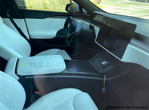Tesla Model S Plaid Photos Shows Clearest Look At New Interior To Date