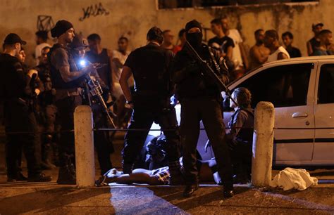 Número De Mortos Pela Polícia Aumenta No Rio Internacional Estadão