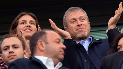 chelsea owner roman abramovich splits from wife bbc news