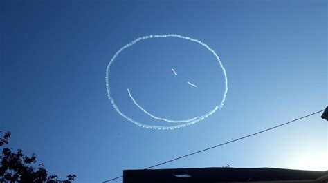 Pilot Draws Massive Smiley Faces In Sky Over Bristol Itv News West