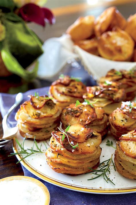 Make your vegetarian christmas dinner something to sing about, from our trusty nut roast recipe to showstopping veggie wellingtons and easy soups. Holiday Vegetable Side Dishes Your Guests Will Love ...