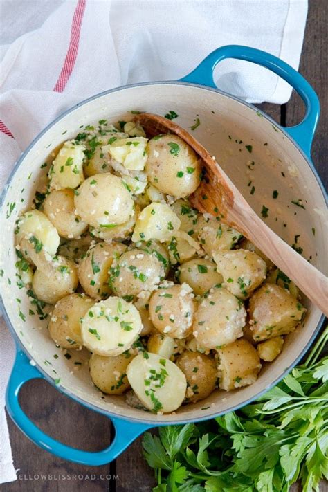 Boiled Red Potatoes With Garlic And Butter Roasted Garlic Potatoes With Butter Parmesan Best