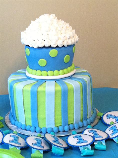 Cake by sweet_land_cake | love this cake idea, order cake from sweet_land_cake. Baby Boy'S First Birthday — Birthday Cakes | Chainimage