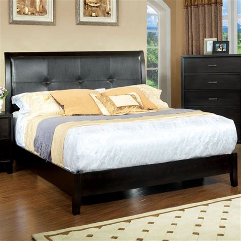 Tempat tidur tersebut adalah hasil dari custom order oleh salah satu pelanggan kami yang menginginkan tempat tidur mewah dan berkualitas. Jual Tempat Tidur Modern Minimalis Unik Harga Murah