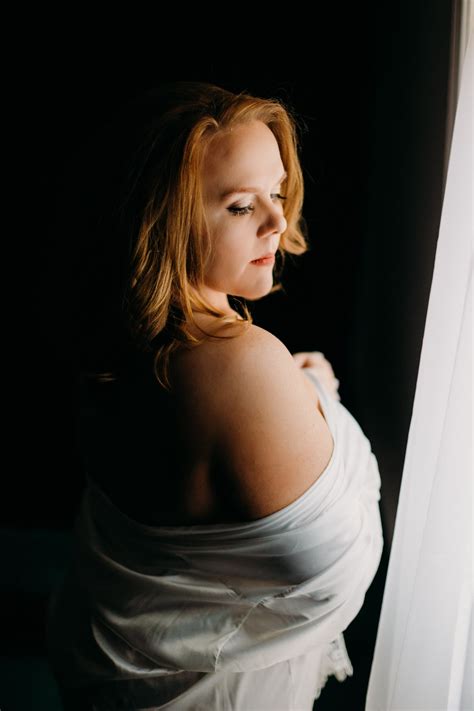Desiree Hoelzle Photography — Newtown PA Boudoir Photographer